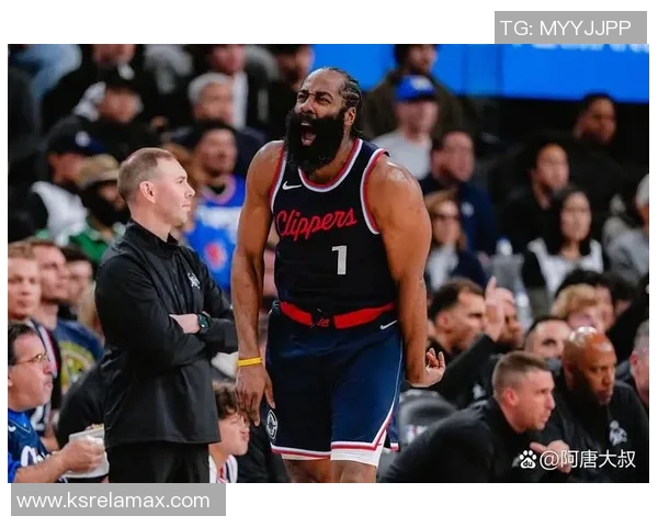 最新季后赛激战集锦 全场高光瞬间回顾与精彩亮点盘点 最新季后赛激战集锦 全场高光瞬间回顾与精彩亮点盘点