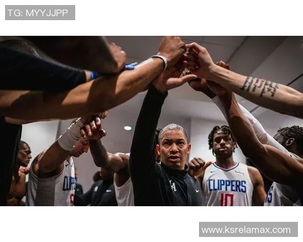 冲突升级!季后赛与教练发生激烈争执 冲突升级!季后赛与教练发生激烈争执